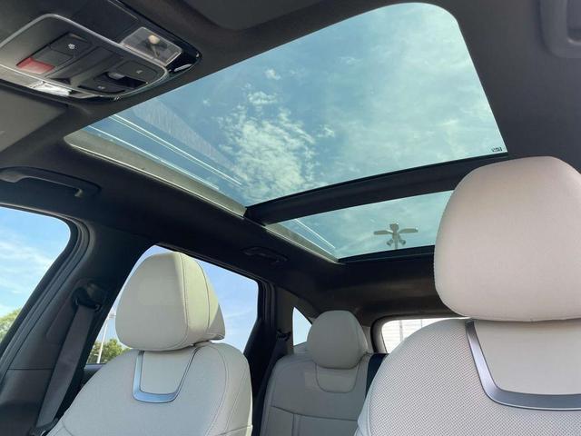 Photo of 2025 Phantom Black Hyundai TUCSON