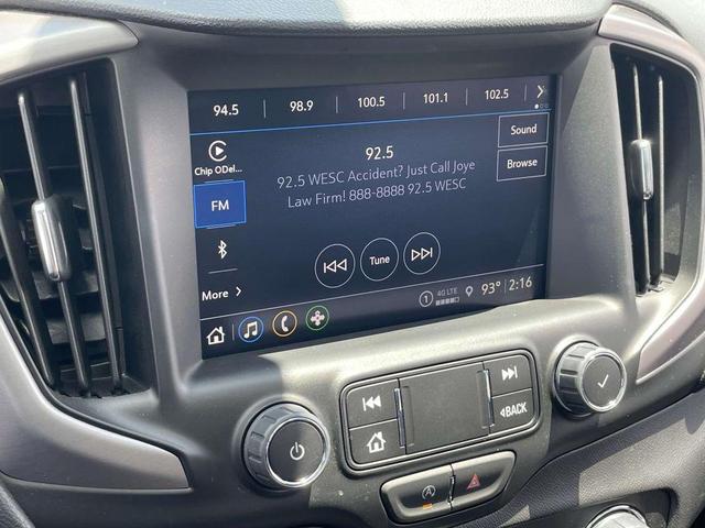 Photo of 2024 Summit White GMC Terrain