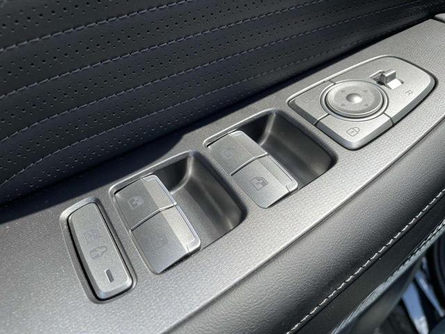 Photo of 2025 Abyss Black Pearl Hyundai PALISADE