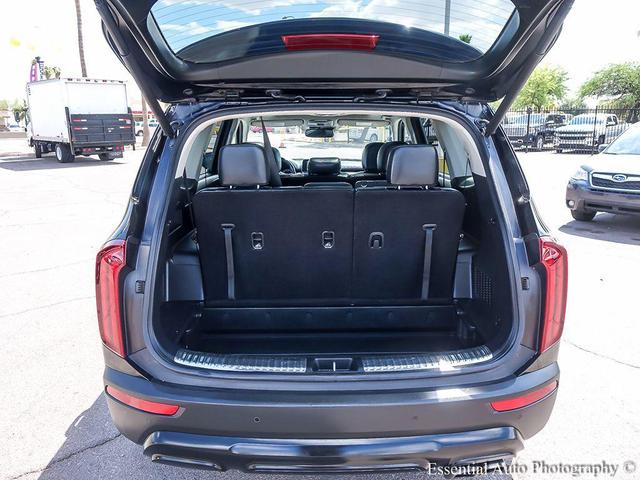 Photo of 2020 BLACK Kia Telluride