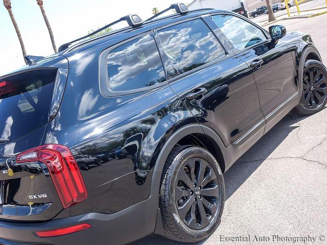 Photo of 2020 BLACK Kia Telluride