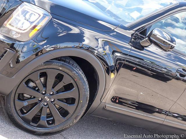 Photo of 2020 BLACK Kia Telluride