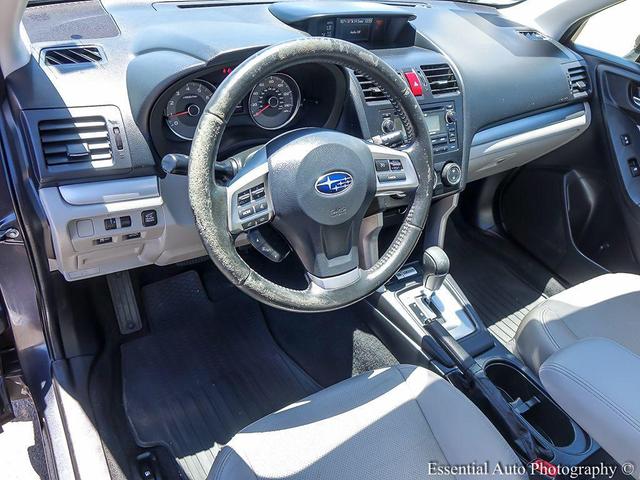 Photo of 2014 Dark Gray Metallic Subaru Forester