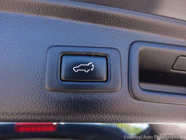 Photo of 2014 Dark Gray Metallic Subaru Forester