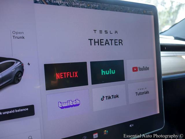 Photo of 2019 GRAY Tesla Model 3