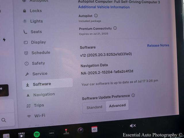 Photo of 2019 GRAY Tesla Model 3