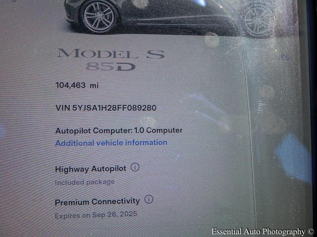 Photo of 2015 Titanium Metallic Tesla Model S