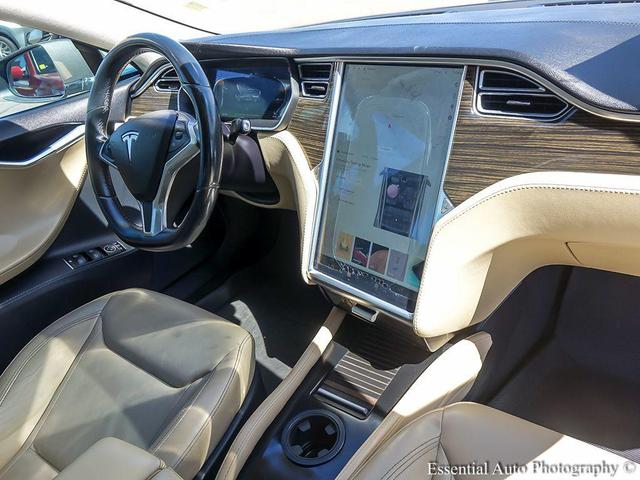 Photo of 2015 Titanium Metallic Tesla Model S