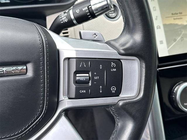 Photo of 2022 Eiger Grey Land Rover Discovery