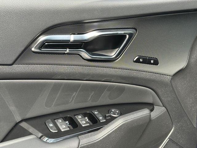 Photo of 2025 Blue Kia Sportage Hybrid