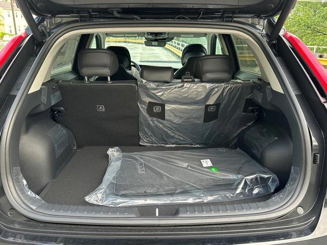 Photo of 2025 Aurora Black Pearl Kia Niro