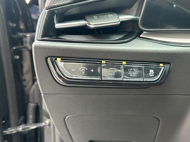 Photo of 2025 Aurora Black Pearl Kia Niro