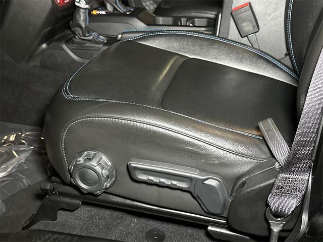 Photo of 2023 Black Clearcoat Jeep Wrangler 4xe