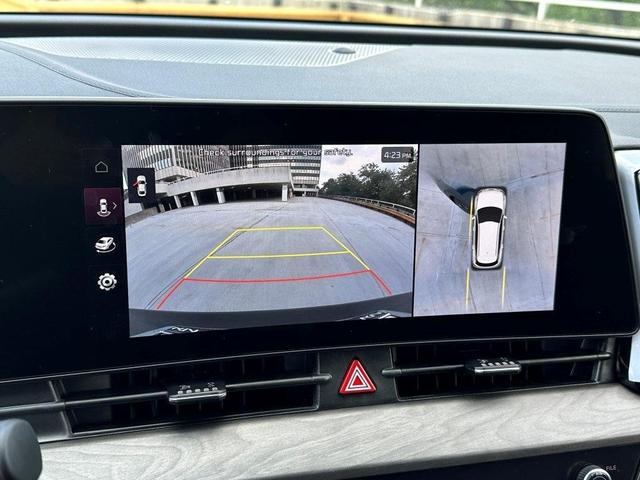 Photo of 2025 Blue Kia Sportage Plug-In Hybrid