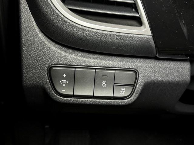 Photo of 2025 Gravity Gray Kia Seltos