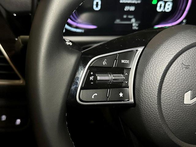 Photo of 2025 Gravity Gray Kia Seltos