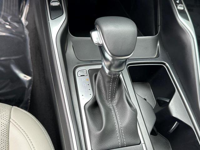 Photo of 2022 Gravity Gray Kia Sorento