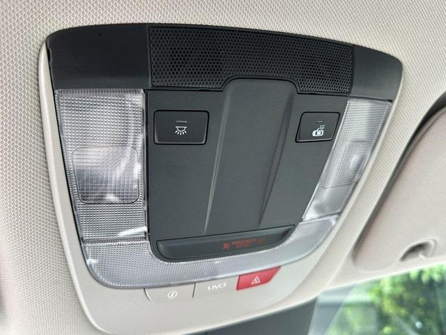 Photo of 2022 Gravity Gray Kia Sorento