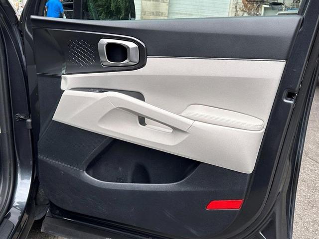 Photo of 2022 Gravity Gray Kia Sorento