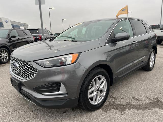 2023 Ford Edge