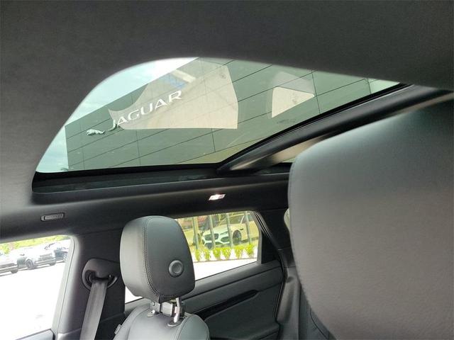 Photo of 2025 Corinthian Bronze Land Rover Range Rover Evoque