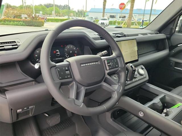 Photo of 2025 Santorini Black Land Rover Defender