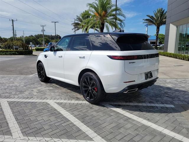 Photo of 2025 Ostuni Pearl White Land Rover Range Rover Sport