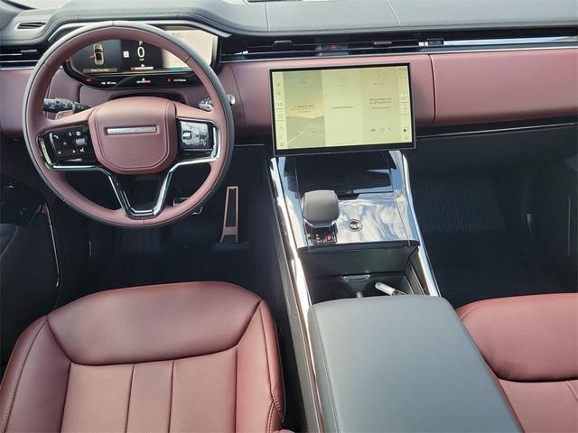 Photo of 2025 Ostuni Pearl White Land Rover Range Rover Sport