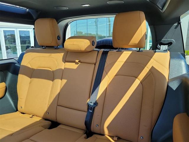 Photo of 2024 Santorini Black Land Rover Defender