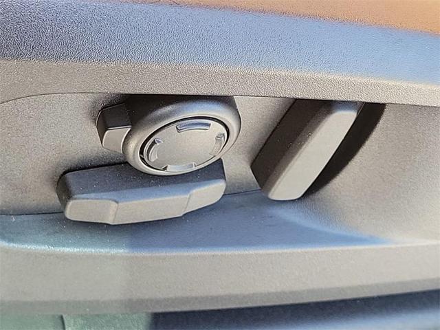 Photo of 2024 Santorini Black Land Rover Defender