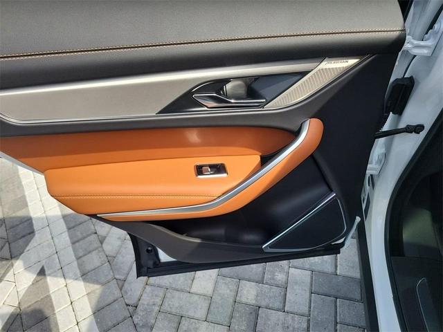 Photo of 2026 Ostuni Pearl White Jaguar F-PACE