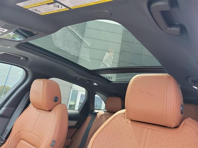 Photo of 2026 Ostuni Pearl White Jaguar F-PACE