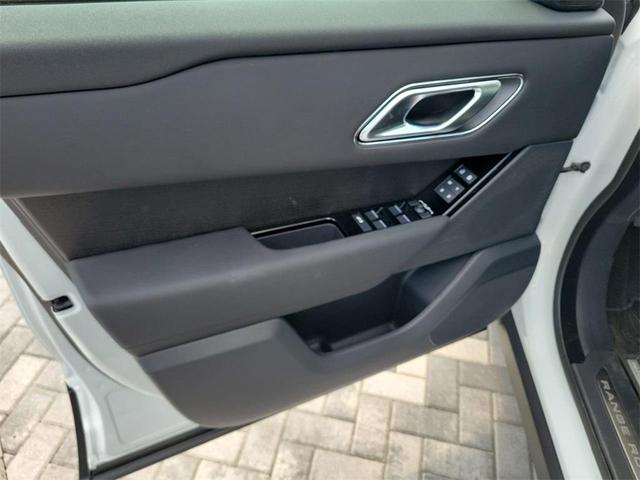 Photo of 2026 Fuji White Land Rover Range Rover Velar