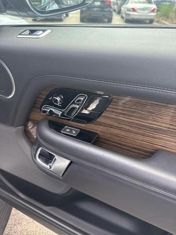 Photo of 2019 Indus Silver Land Rover Range Rover