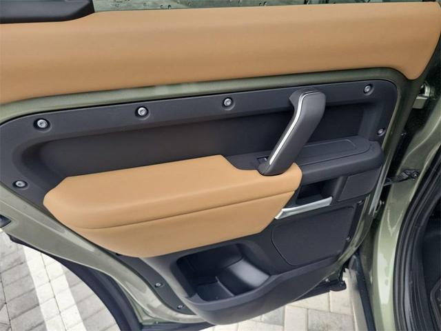 Photo of 2025 Pangea Green Land Rover Defender
