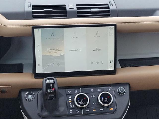 Photo of 2025 Pangea Green Land Rover Defender