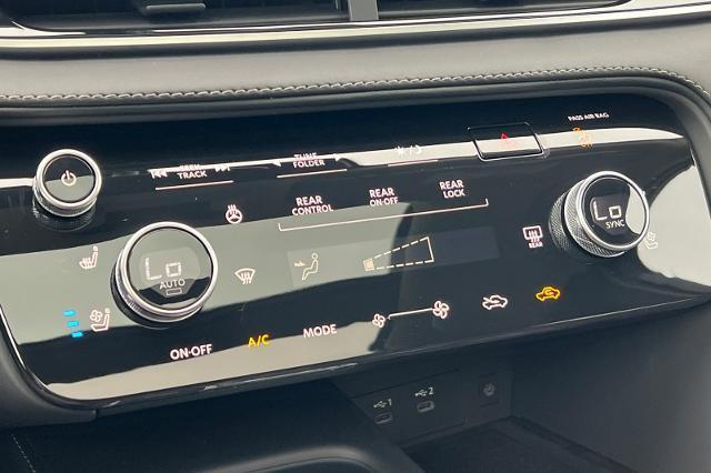 Photo of 2026 Deep Emerald INFINITI QX60