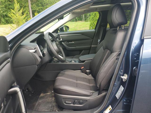 Photo of 2025 Ingot Blue Metallic Mazda CX-50