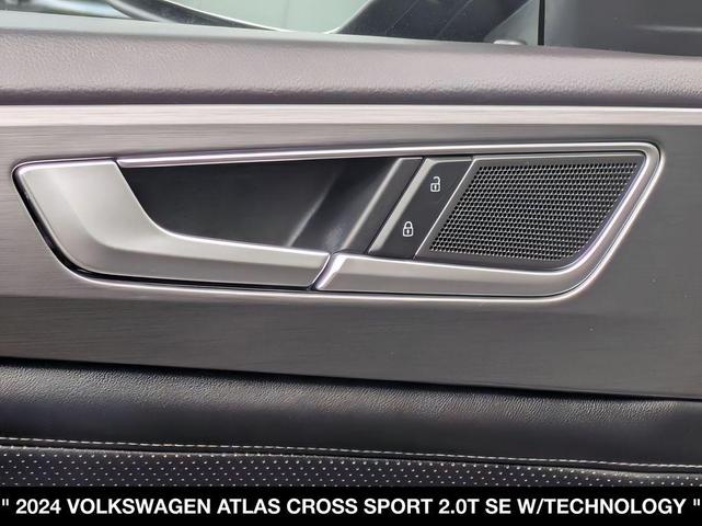 Photo of 2024 Deep Black Pearl Volkswagen Atlas Cross Sport