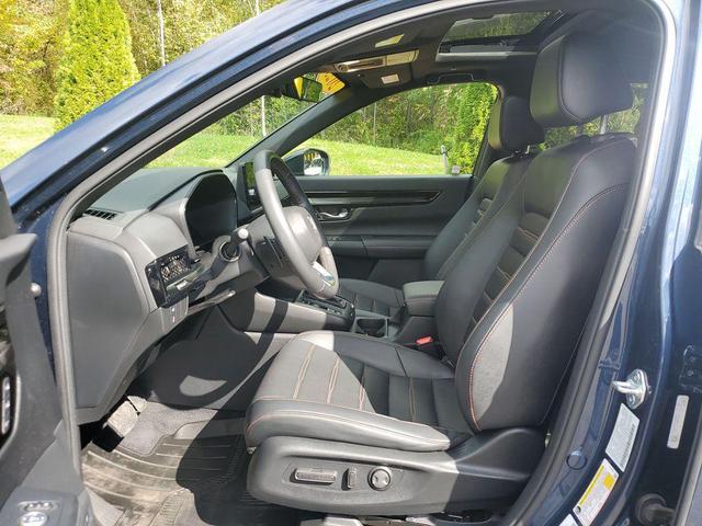 Photo of 2023 Blue Honda CR-V Hybrid