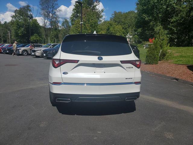 Photo of 2022 Platinum White Pearl Acura MDX