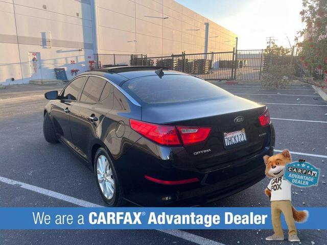 Photo of 2015 Ebony Black Kia Optima