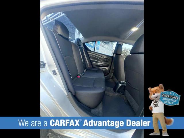Photo of 2012 Brilliant Silver Metallic Nissan Versa