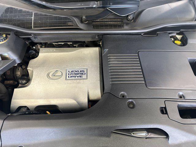 Photo of 2012 White Lexus RX 450h