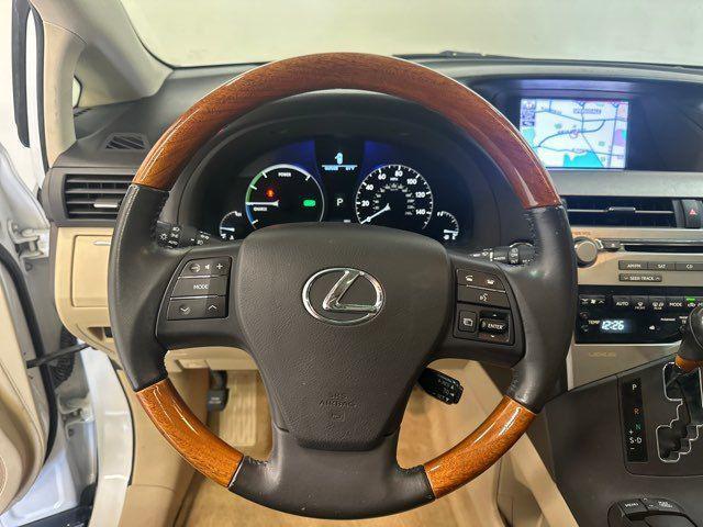 Photo of 2012 White Lexus RX 450h