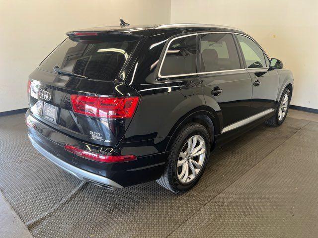 Photo of 2017 Black Audi Q7