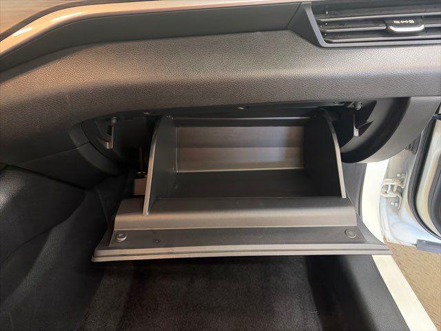 Photo of 2025 White Nissan Altima