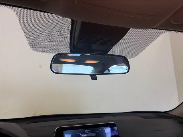 Photo of 2025 White Nissan Altima