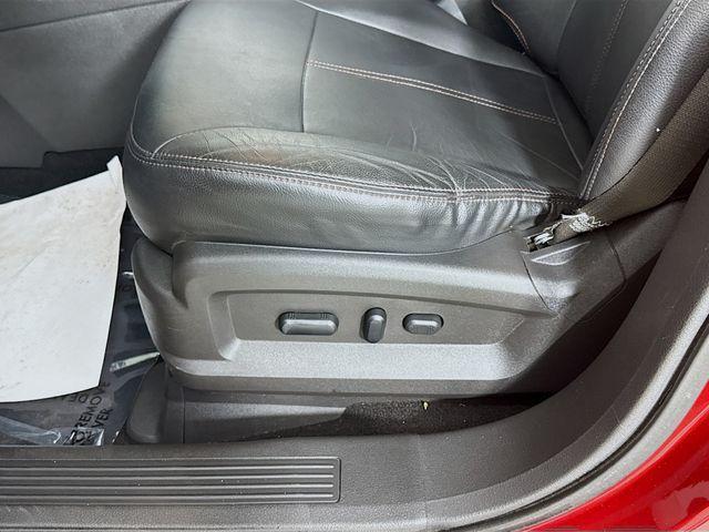 Photo of 2012 Red Candy Metallic Tinted Clearcoat Ford Edge