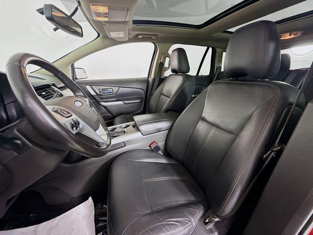 Photo of 2012 Red Candy Metallic Tinted Clearcoat Ford Edge